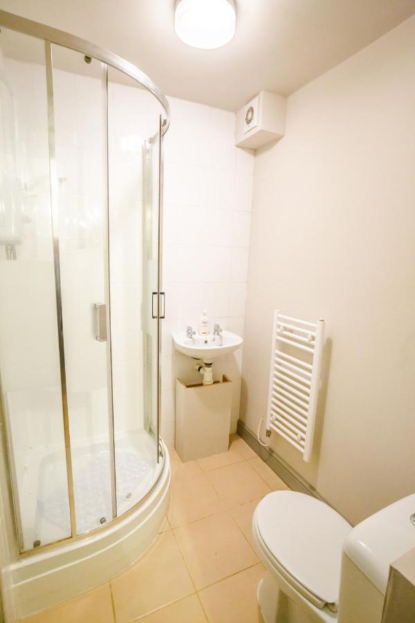ホテル Townhouse No 12 ハダーズフィールド エクステリア 写真
