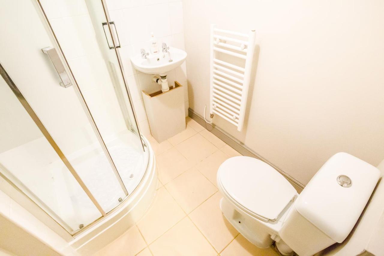 ホテル Townhouse No 12 ハダーズフィールド エクステリア 写真