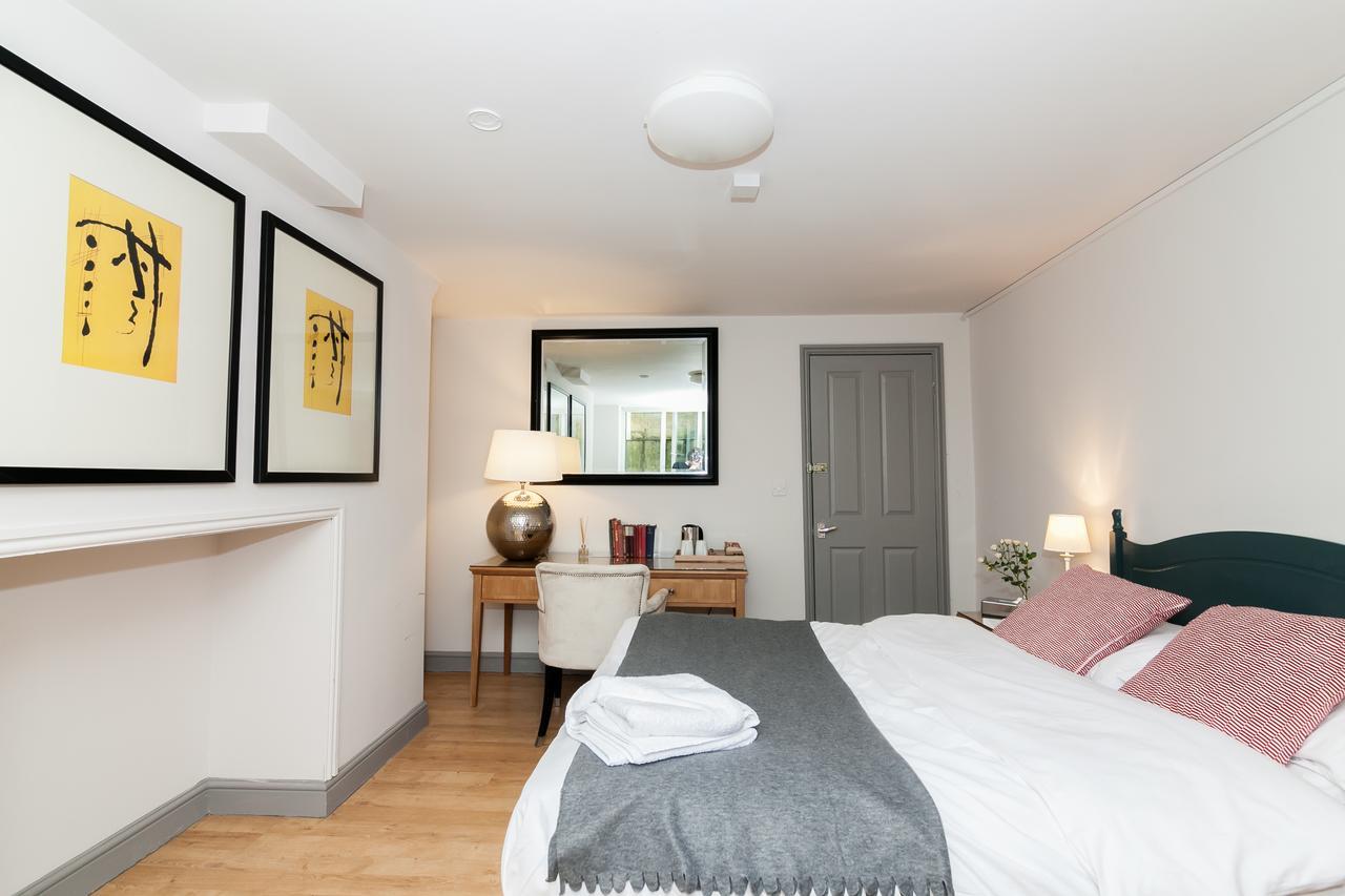 ホテル Townhouse No 12 ハダーズフィールド エクステリア 写真