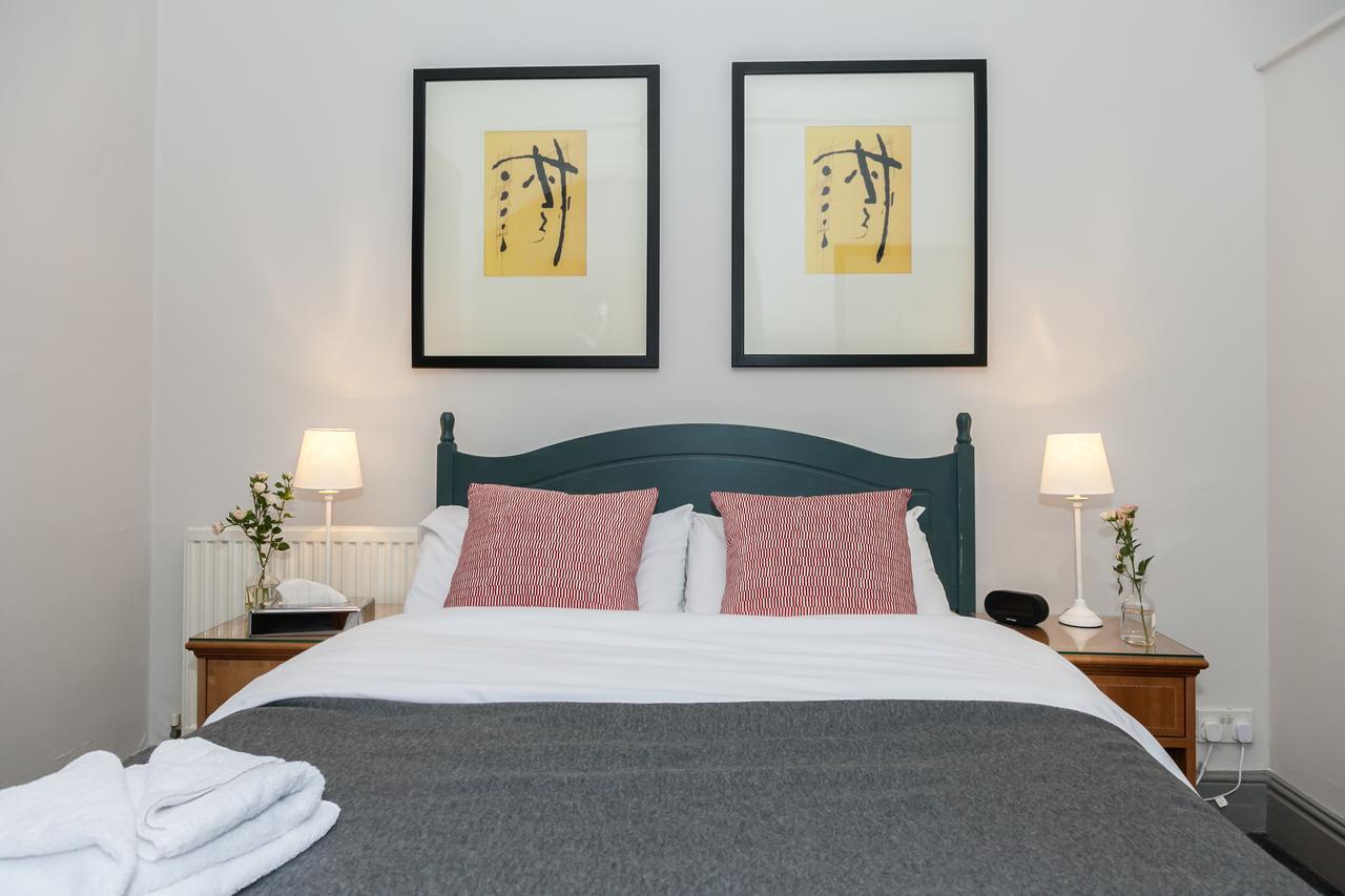 ホテル Townhouse No 12 ハダーズフィールド エクステリア 写真